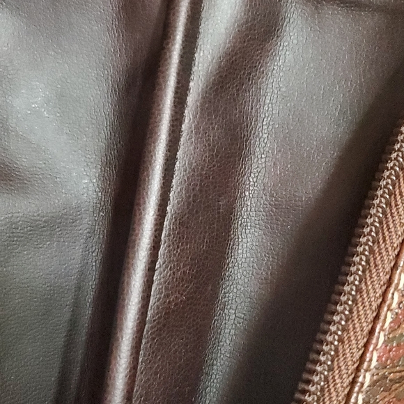 RARE Valentino Garavani Briefcase/Tote. Limited Edition Pattern. - Picture 11 of 16